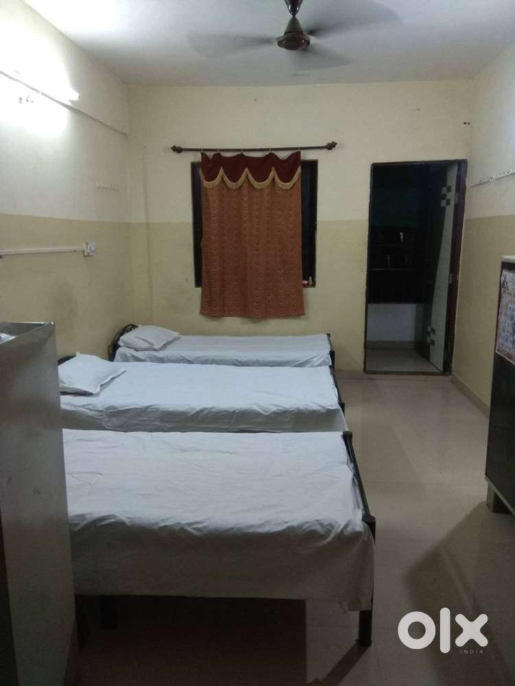 Best Paying Guest For Male near swargate.