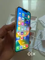Model iPhone 13 128 GB internal white colour