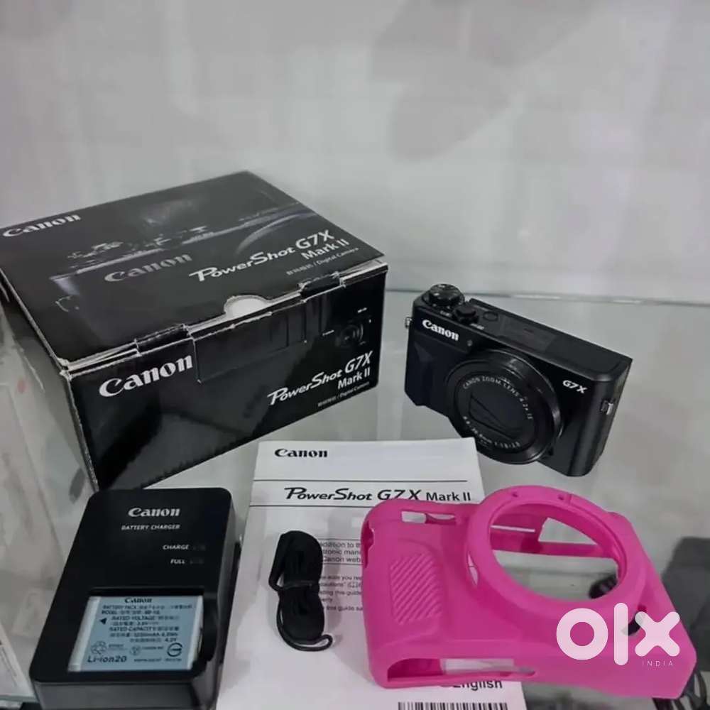 Canon PowerShot G7 X Mark II 20.1 MP Digital Camera
