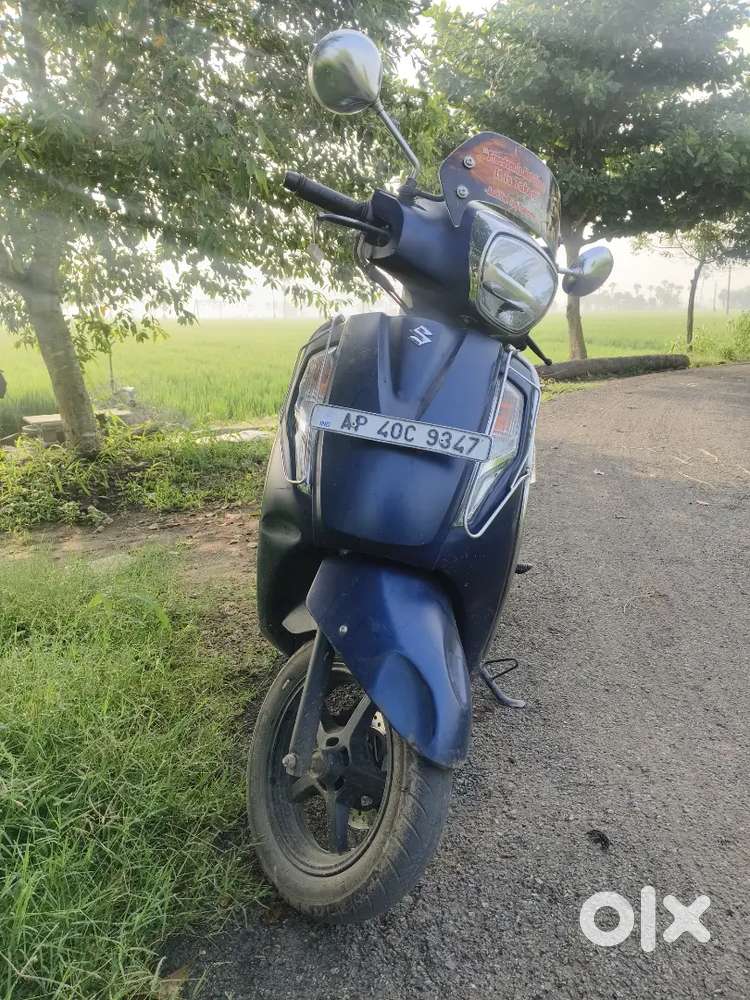 Suzuki Acceses 125 Single Handled vehicle