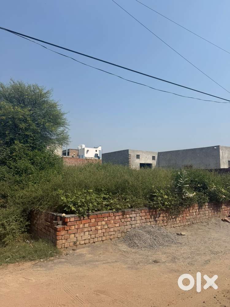 2 gali ka 98 gaj plot