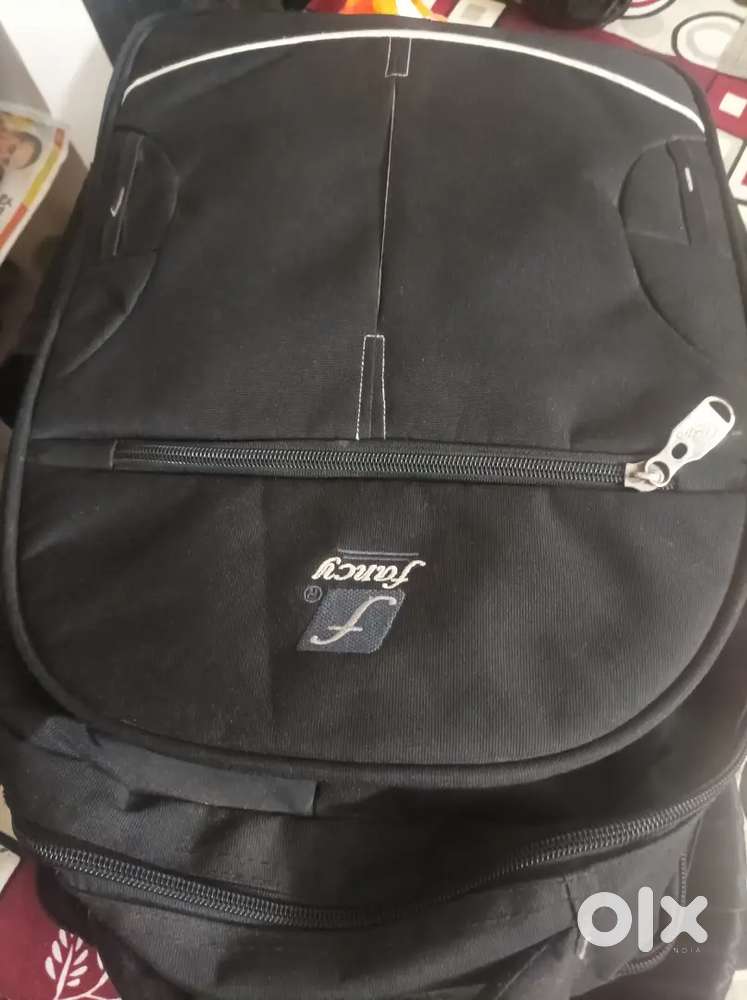 Laptop bag
