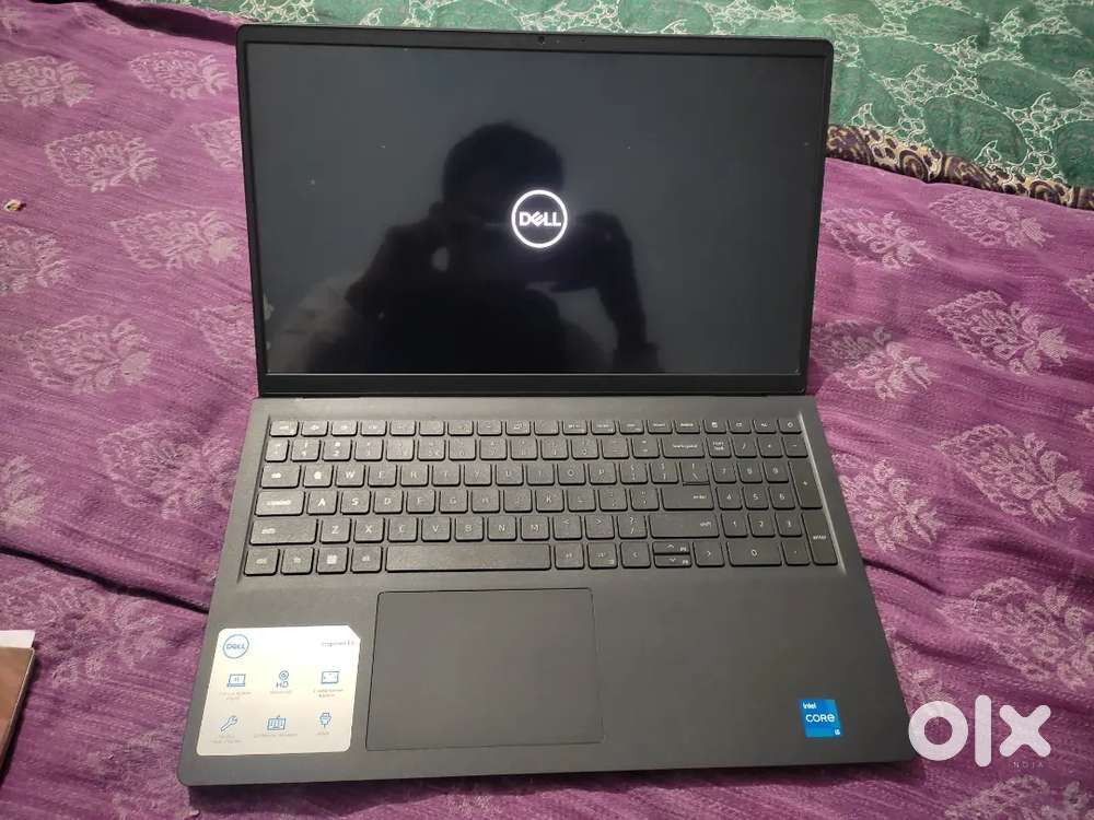 Dell Inspiron 15 3520 (8GB RAM / 512 STORAGE)