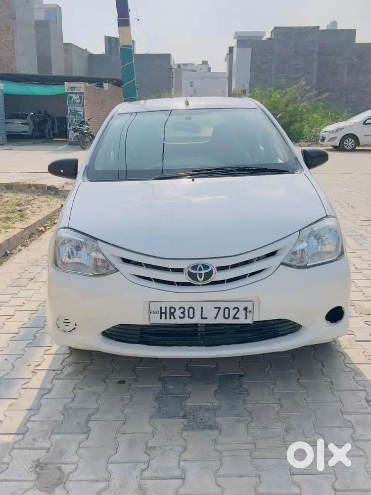 Toyota Etios Liva 2013