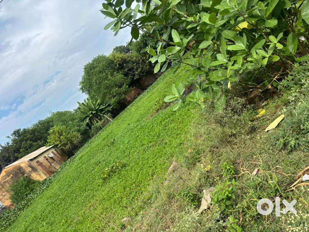 Plot iti road bhind price 13.lakh