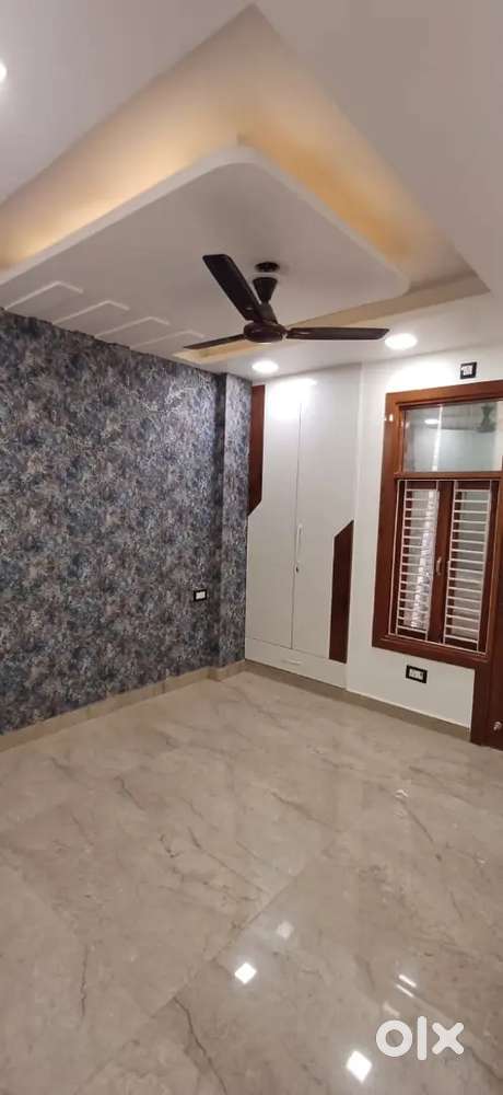 1 bhk flat ground floor near metro