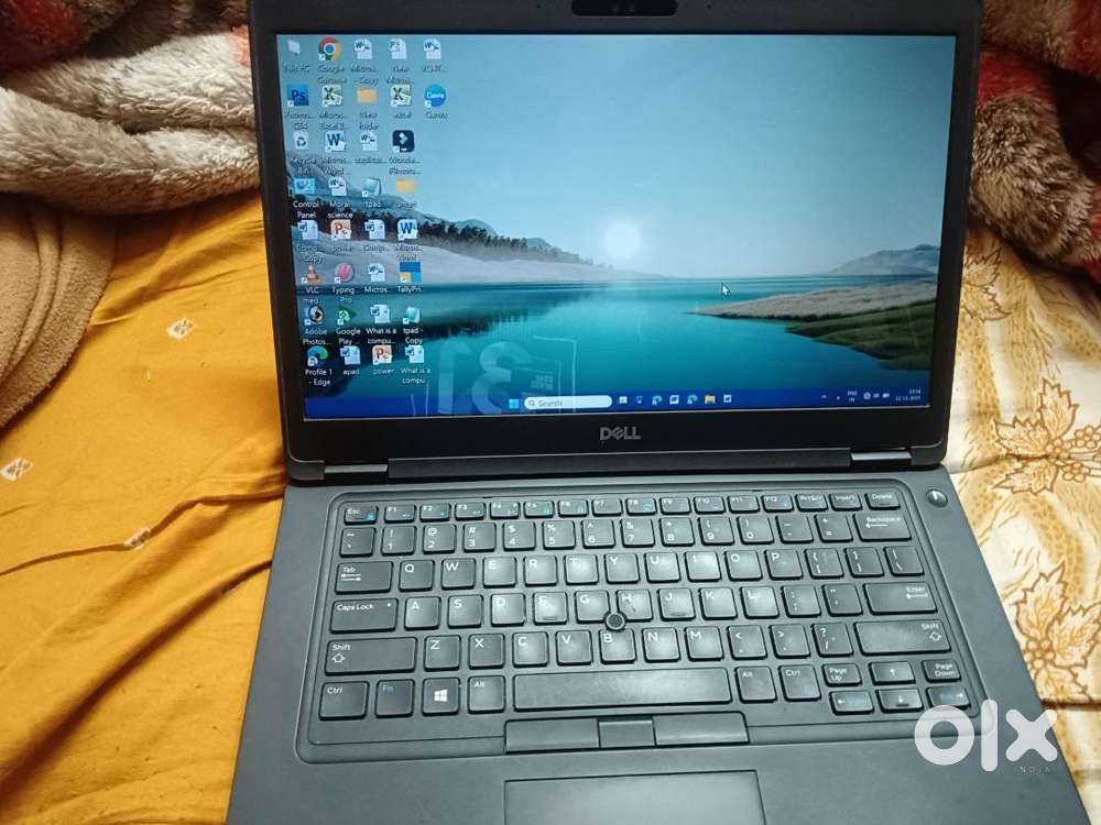 Dell latitude 5490 14inch with touchscreen and face recognition
