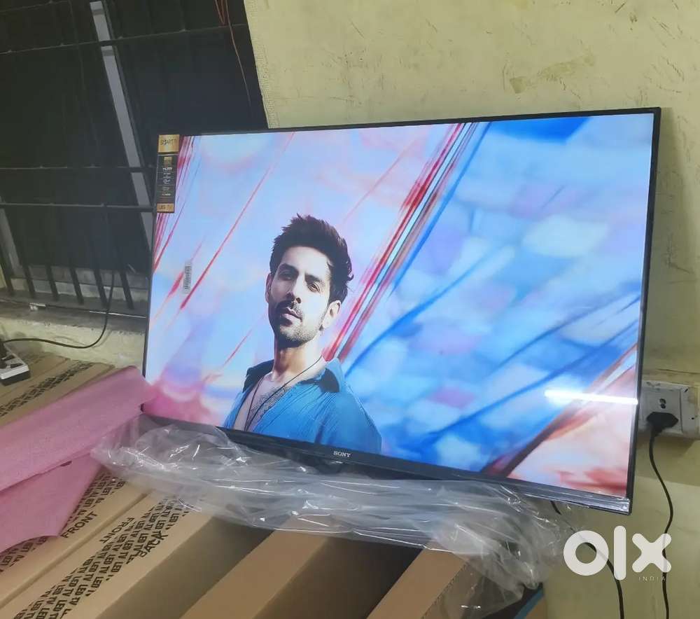 44 inch sony smart Android frameless oled 4k 3yr display waranty 15000