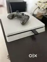 Sony Play station 4 Slim - PS4