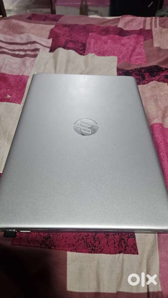 HP 15 s 8GB Core intel i3