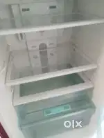 Good running fridge Samsung company