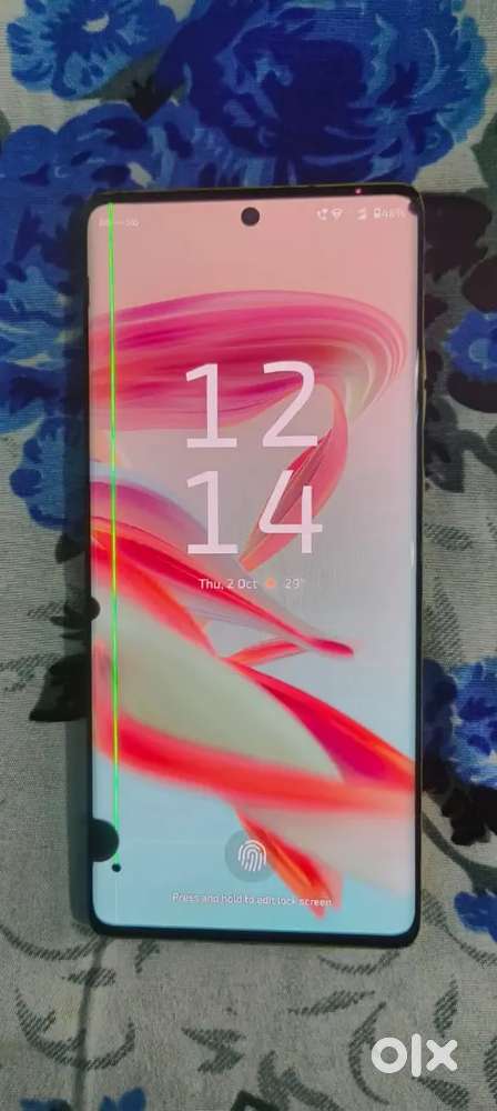 Motto g85 curved display 5g 8 128gb display main side dot line hai