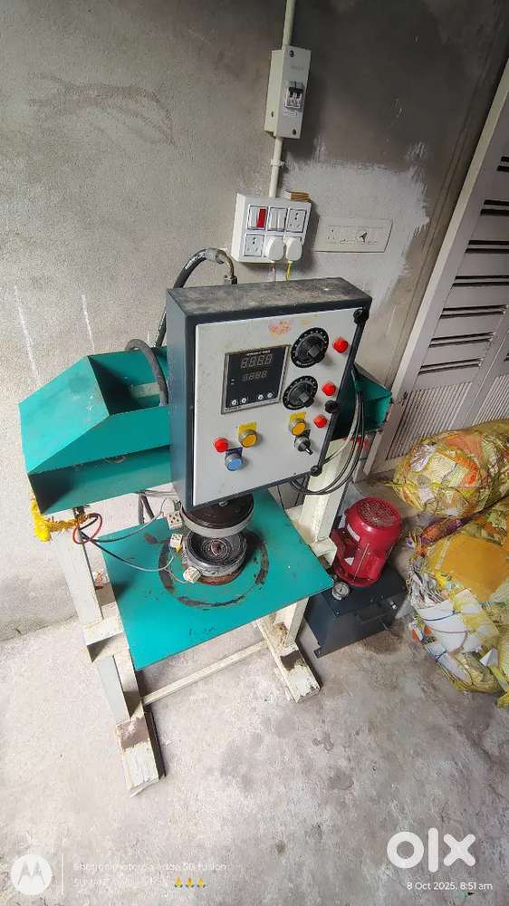 Automatic Paper Plate Machine