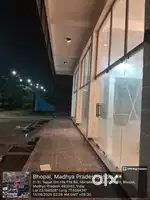 Guard ki job Jis ko krna bahi contact kre