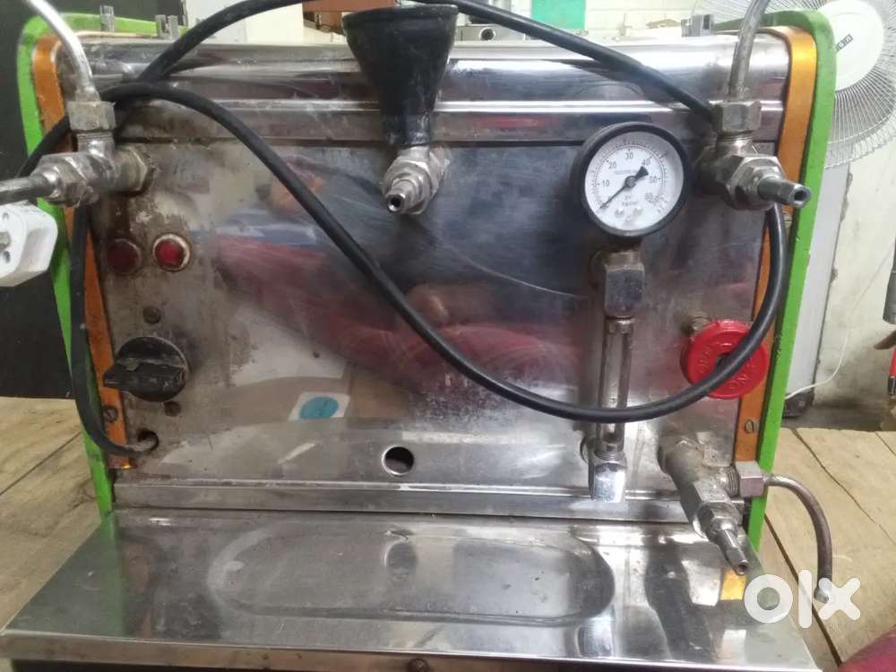 Sell coffee machine 9 month old