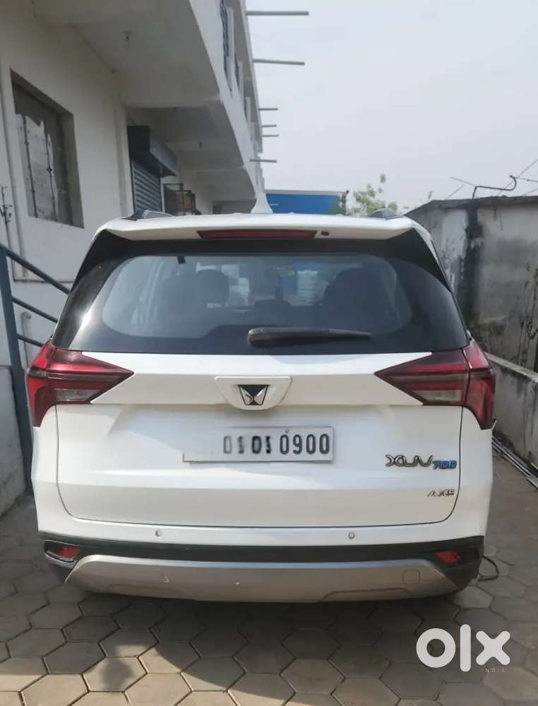 Mahindra XUV700  Diesel Well Maintained