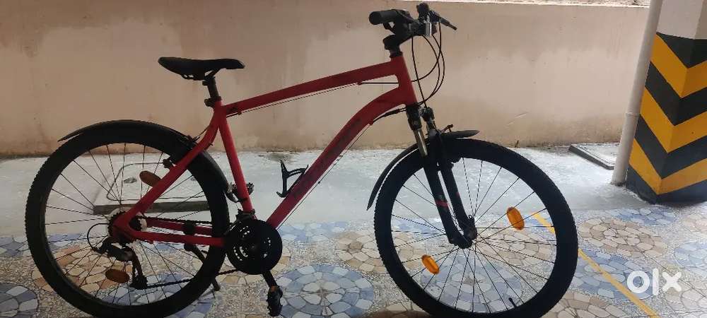 ST 100 ROCKRIDER BICYCLE