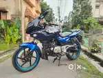 Good Condition bike Bajaj Pulsar 220 with Dual Disc