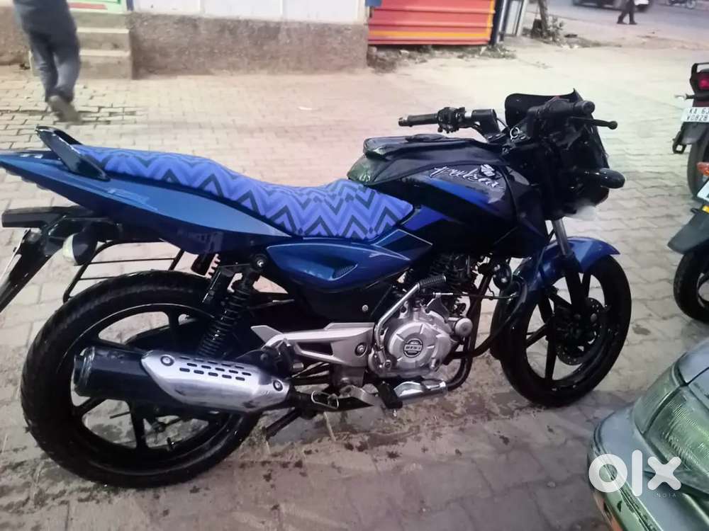 Blue colour Pulser 150