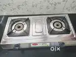 Gas stove with lighter and regulator
