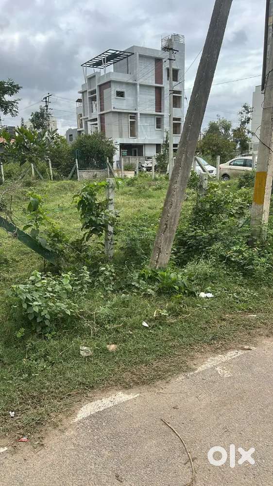 40x60 corner residential site for sale - ready for construction