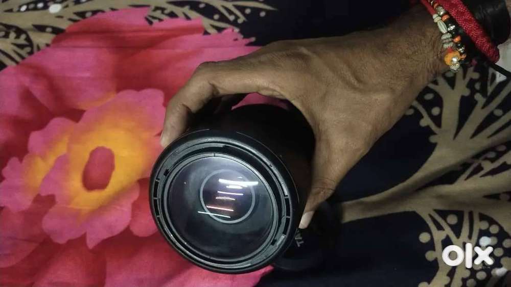 Tamron 70-300 MM lens