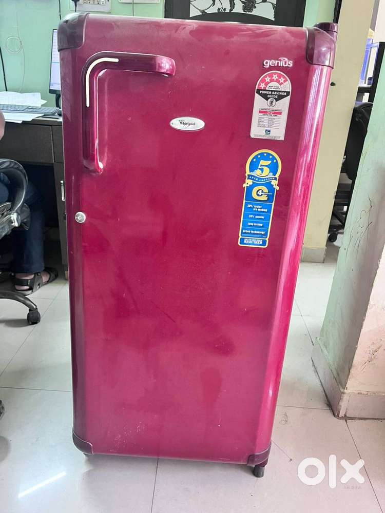 Fridge for Sale – Needs Repair or Best for Scrap