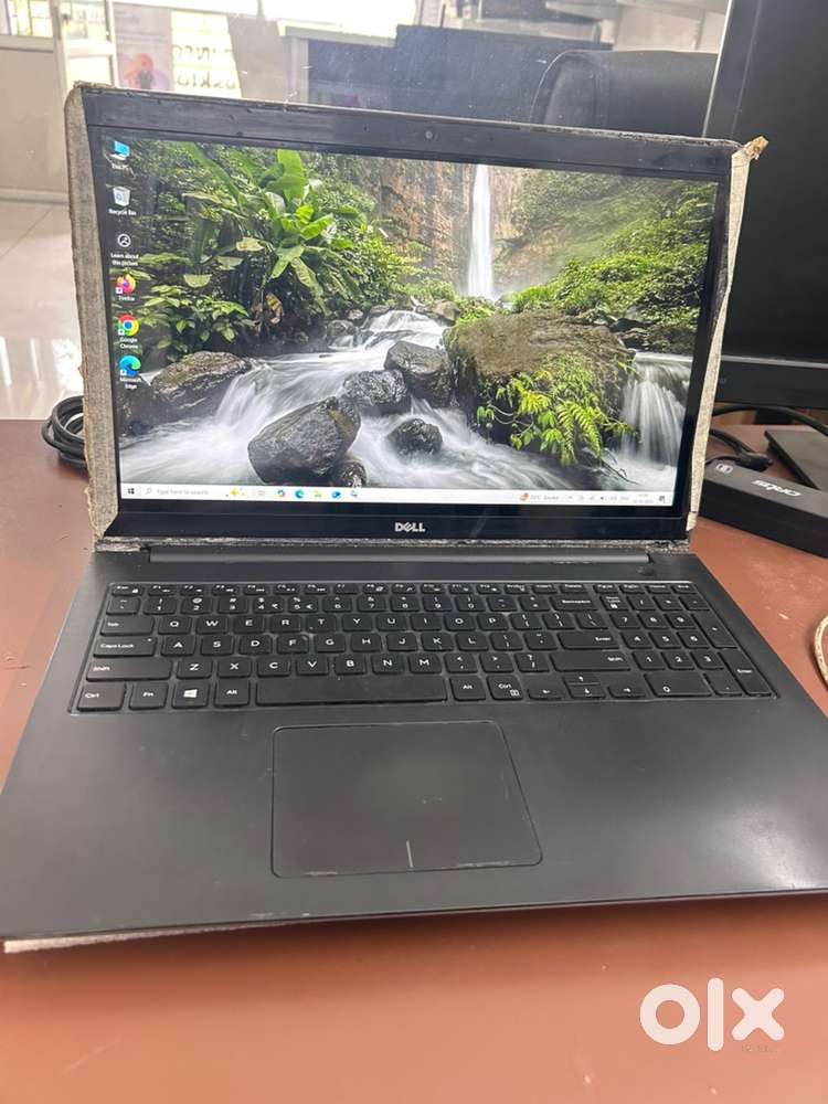 Dell i7 touchscreen laptop