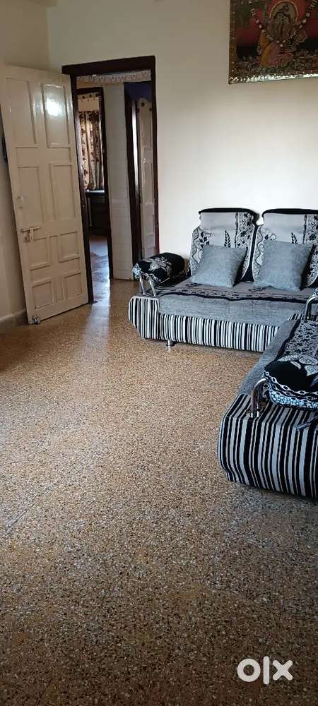 એ/301 સાગર આવાસ એપાટૅ ધોળકિયા ગાડૅન પાસે આશીર્વાદ હોટલ ઉપર કતારગામ