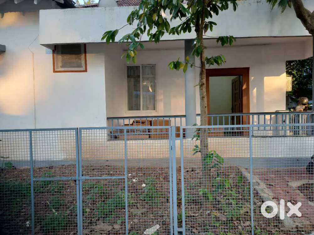 Independent Villa with 1 covered and 2 open parking