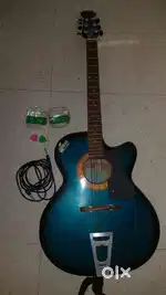 Accoustic signature topaz guitar