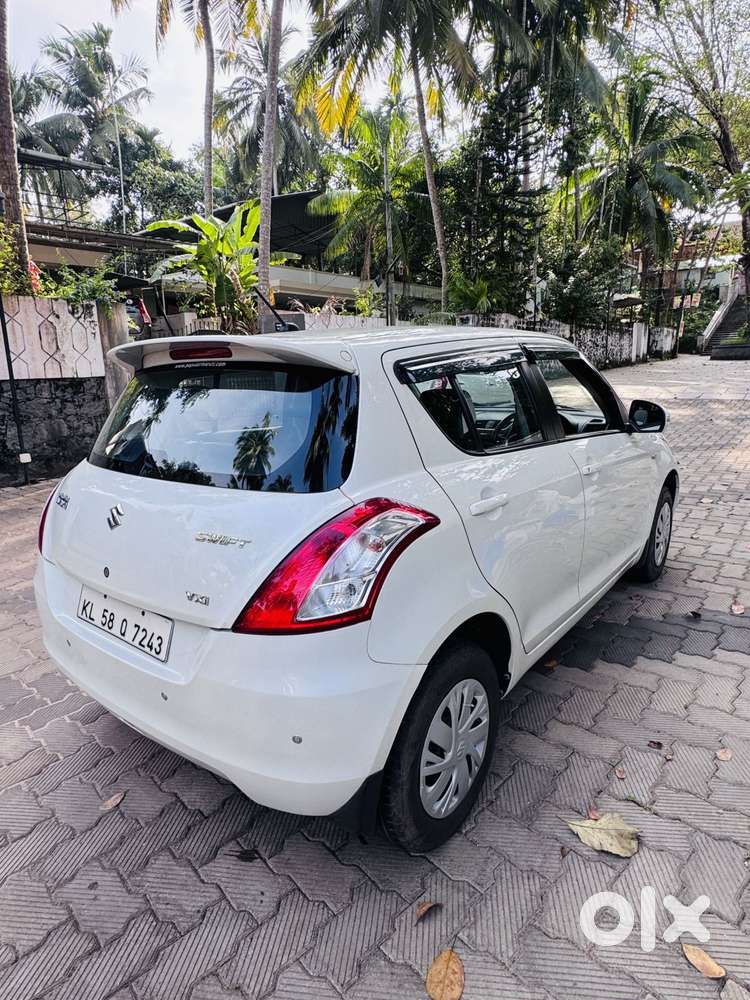 Maruti Suzuki Swift VXi 1.2 ABS BS-IV, 2015, Petrol