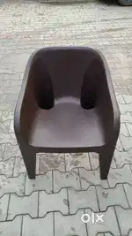 3pcs. Neelkamal Chair.