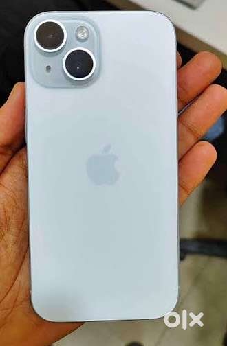 Iphone 15 blue