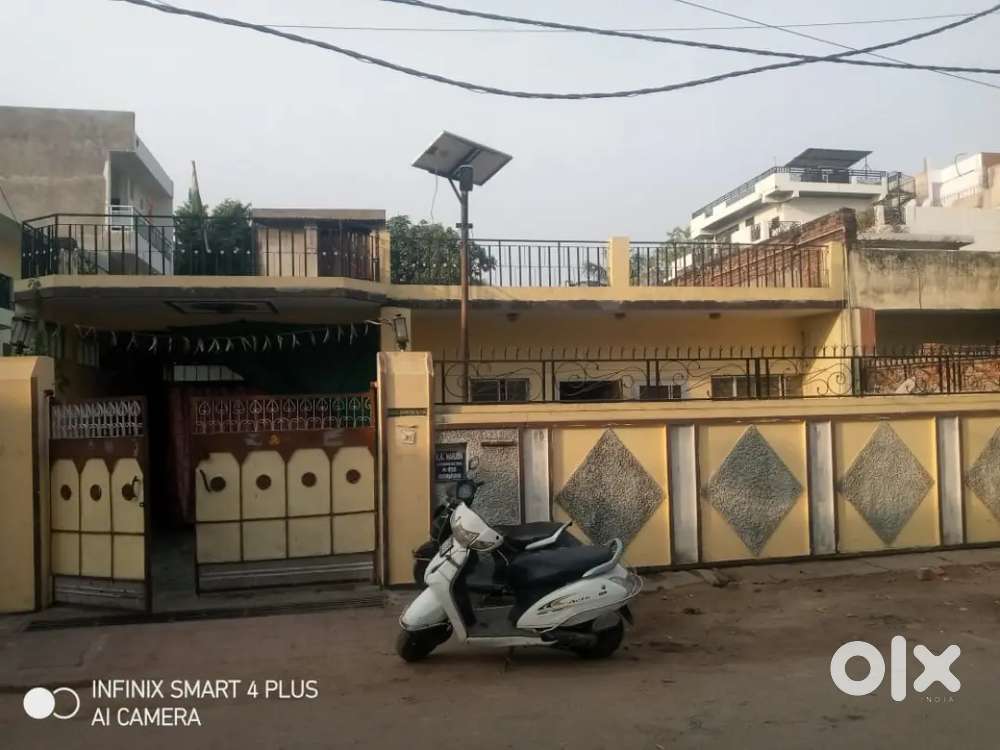House in premium locality, plot area - 356 Sq. Yards