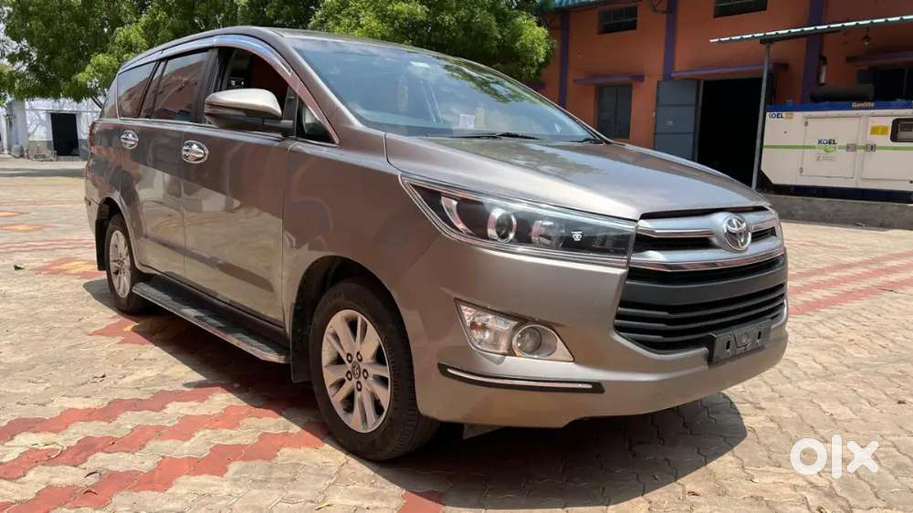 Toyota Innova Crysta 2018