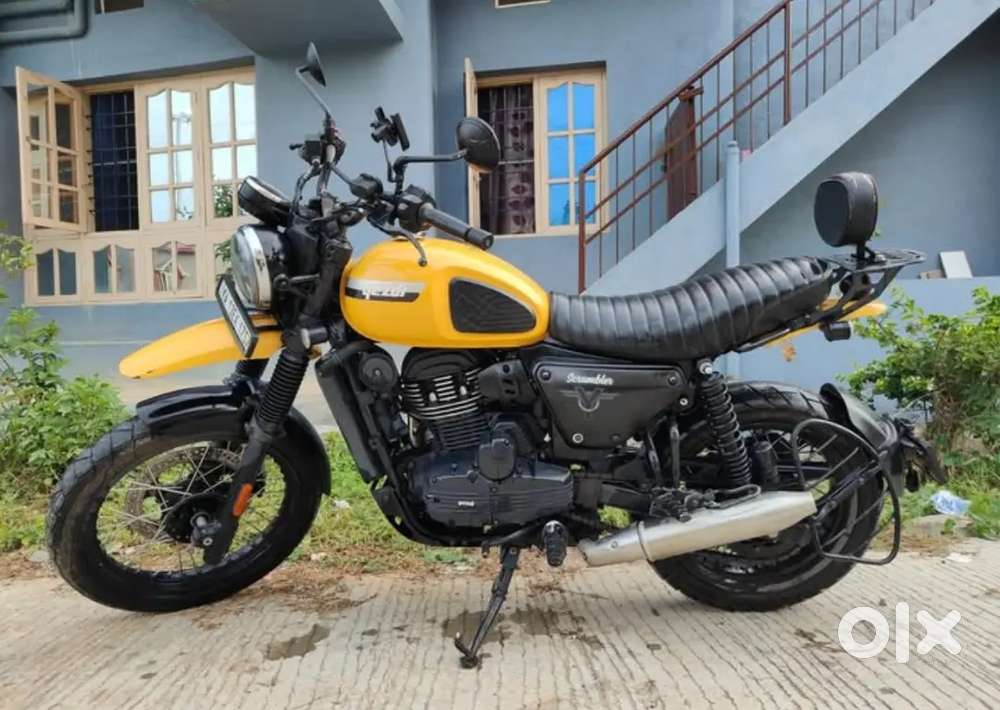 Yezdi Scrambler 2022
