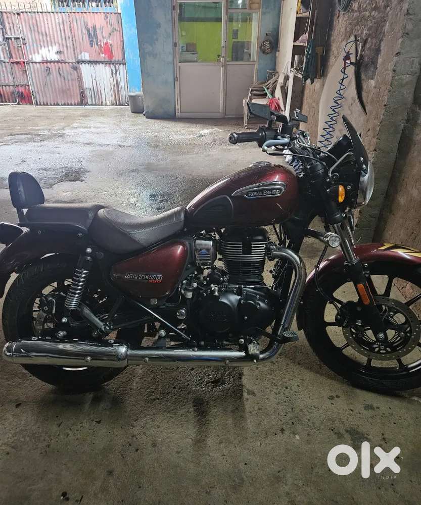 Royal Enfield meteor 350
