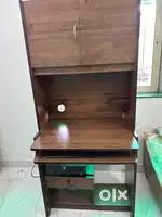Computer Table/Study Desk for Sale – Excellent Condition!