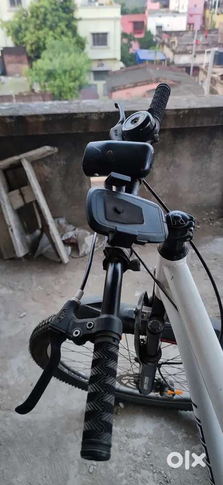 MTB  cycle new condition with mobile holder, light, seat cover & bell