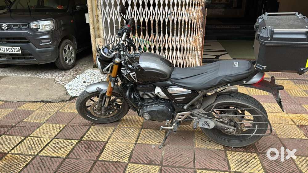 Almost new only 4,500km driven