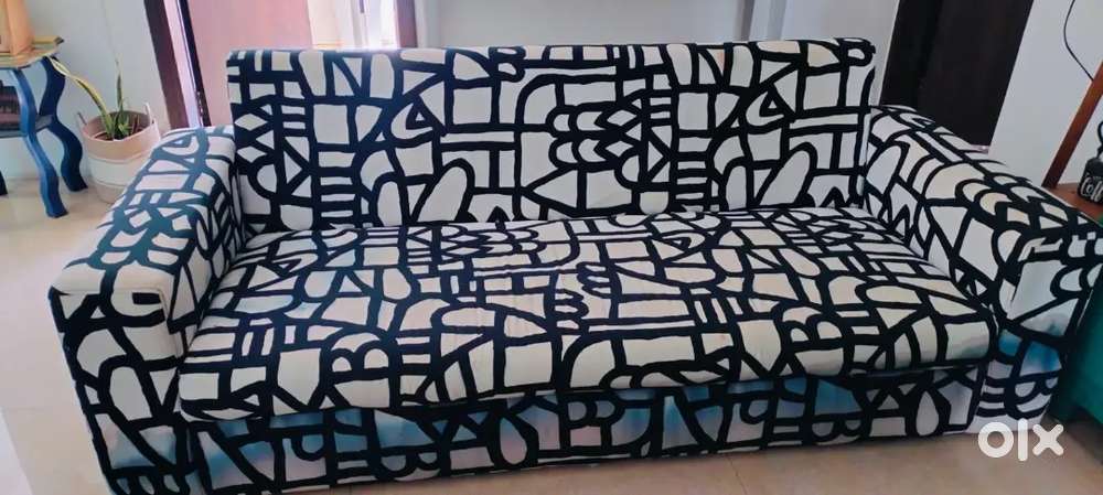 5 seater sofa  (3+2) for sale