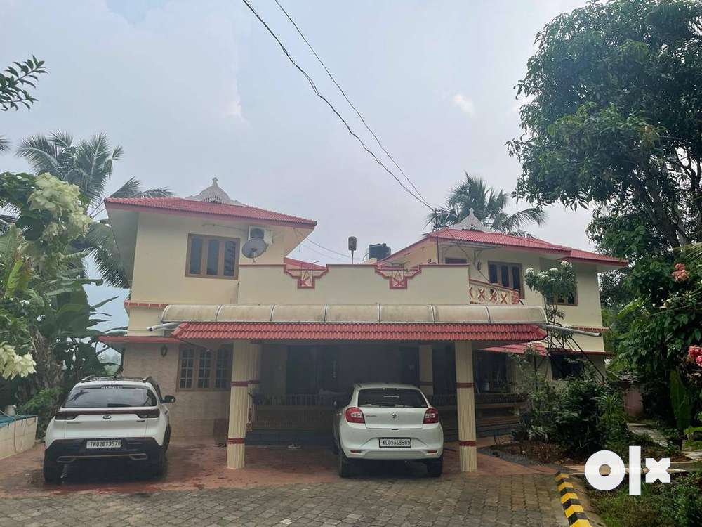 1 BHK on the first floor of our Bunglow