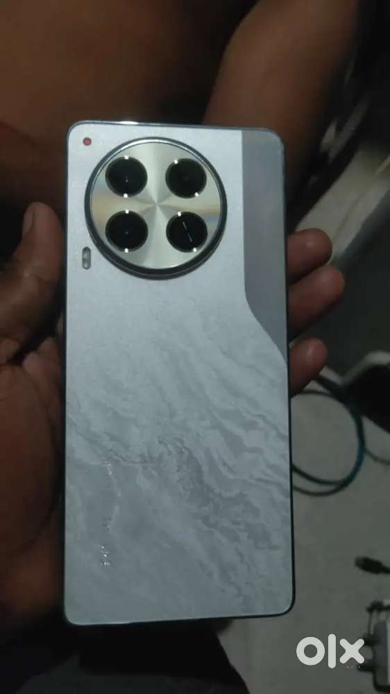 Tecno camon 30 8+8 256 new candisan