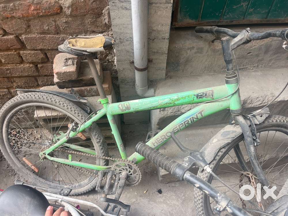 All good condition only seat cover chage