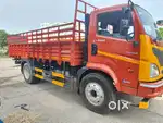 Eicher 2114.  17 Feet. Pasing11 toon