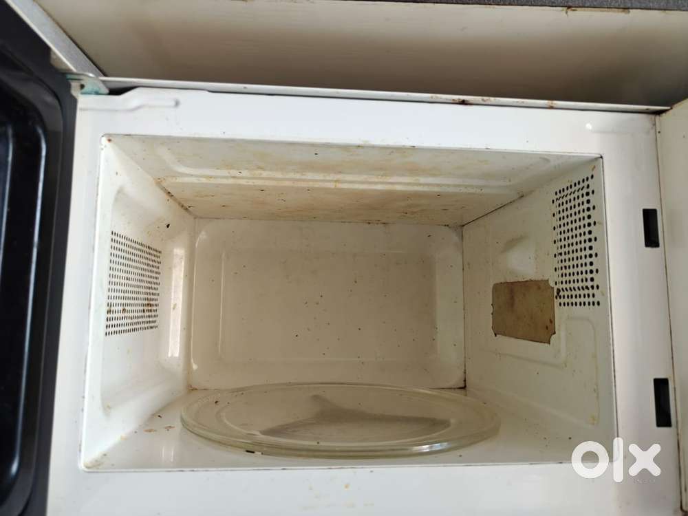 Microwave oven