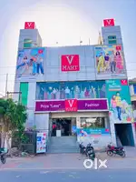 ( HR ASTHA ) V - MART MALL लड़के तथा लड़कियों की आवश्यकता हैं।