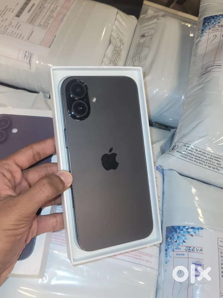 16 PLUS MULTY COLOUR REFURBISHED MOBILE WE HAVE A STORE GENIUN DELLER