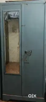 Tijori Almirah with mirror